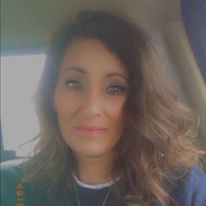 Meet your Posher, Leslie